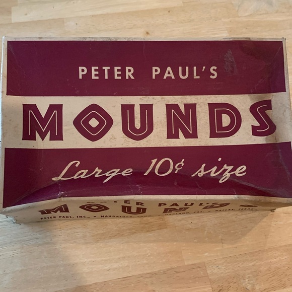 Vintage Peter Paul's Mounds Cardboard Candy Box - Picture 1 of 7